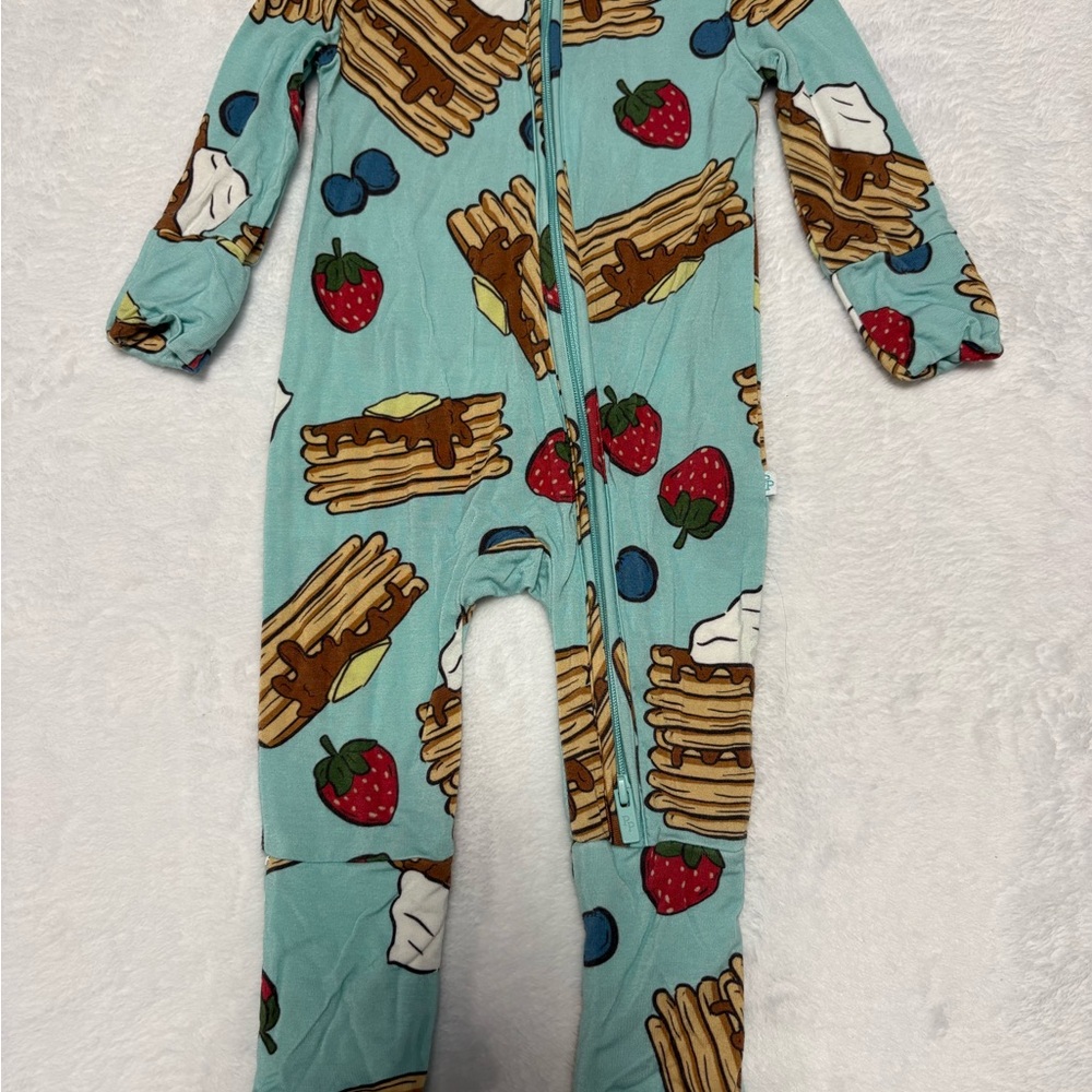 Posh Peanut Pancake Party Zippy 0-3M Bamboo Sleeper Pancakes GUC